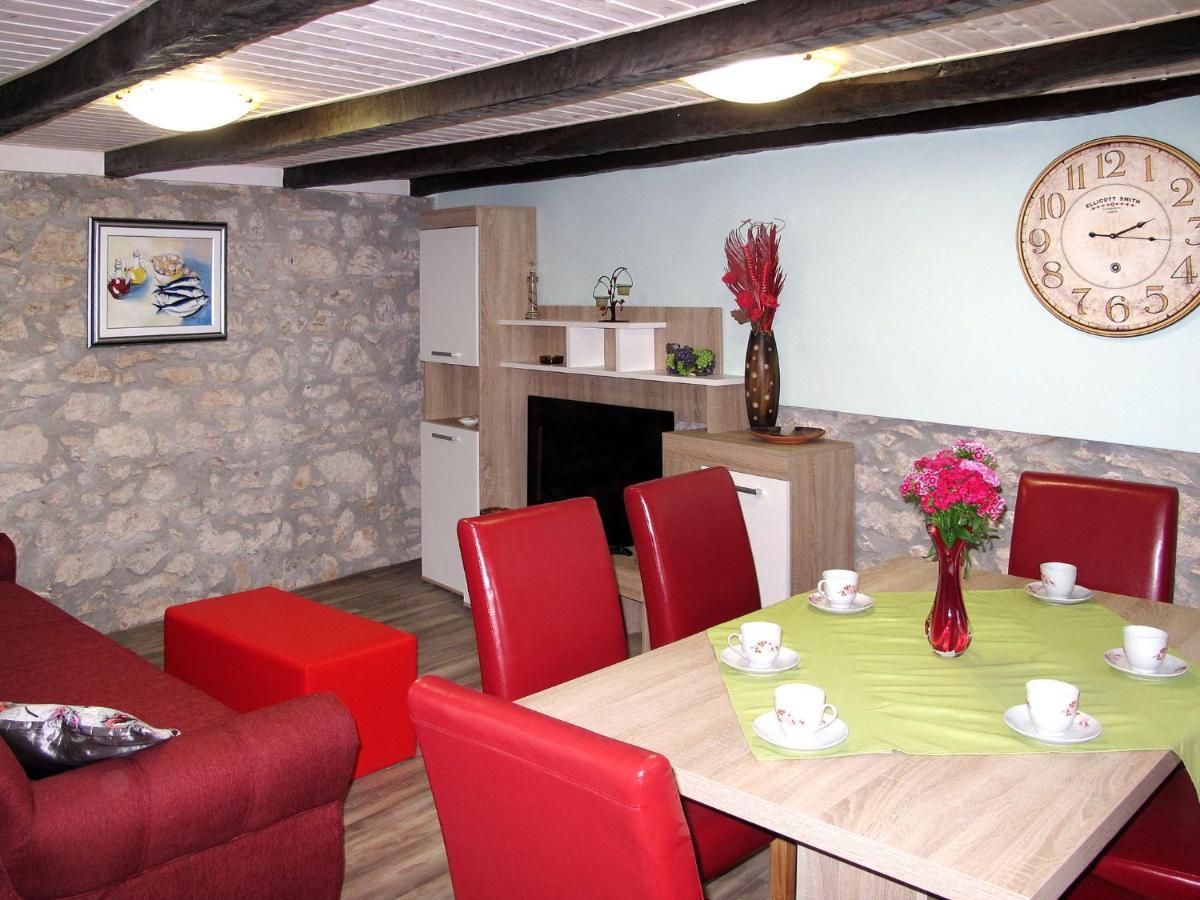 Holiday Home Matea - Mod207 By Interhome Martina Екстериор снимка